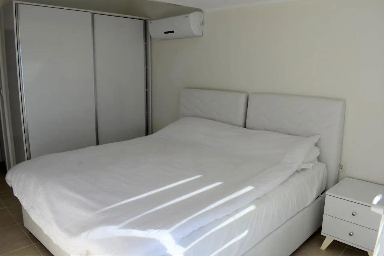 Memories Signature Apartment Cedit